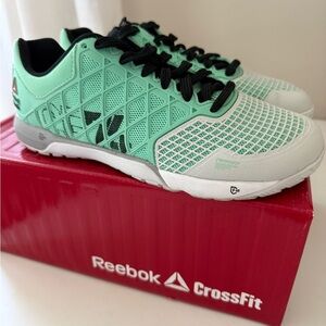 Reebok Women's Mint Green and White CrossFit Training Shoes - Nano 4.0 -Like New